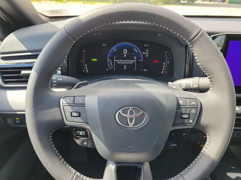 New 2026 Toyota Camry SE w/ Multimedia Upgrade Package FWD image 8