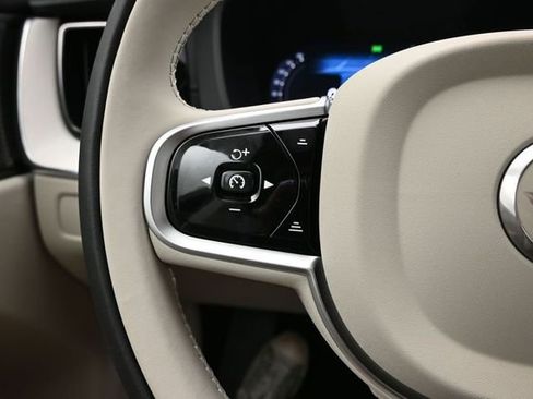 New 2026 Volvo XC60 B5 Ultra w/ Climate Package AWD/4WD image 27