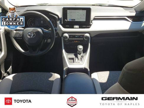 Used 2025 Toyota RAV4 XLE FWD image 18