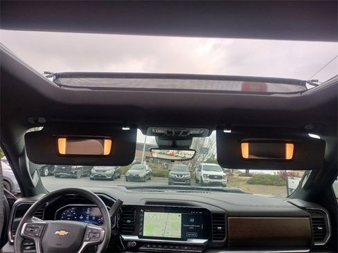 Used 2025 Chevrolet Silverado 3500 High Country w/ High Country Premium Package image 23