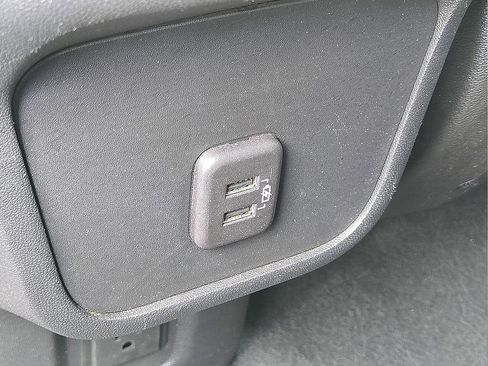 Used 2023 GMC Terrain AT4 image 16