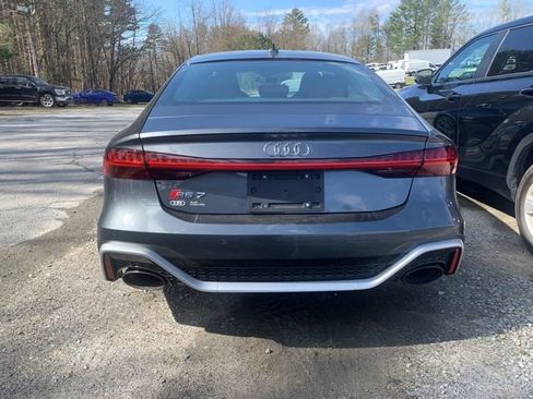 Used 2022 Audi RS 7 Sportback image 7
