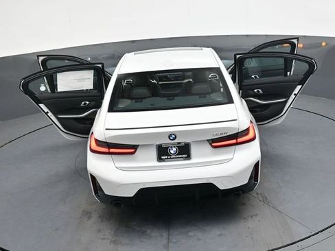 New 2026 BMW 330i Sedan w/ M Sport Package image 38