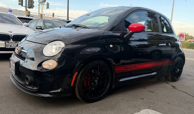 Used 2012 FIAT 500 Abarth w/ Safety & Convenience Pkg FWD image 2