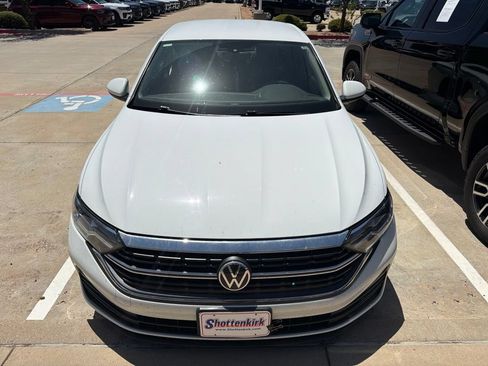 Used 2023 Volkswagen Jetta S FWD image 3