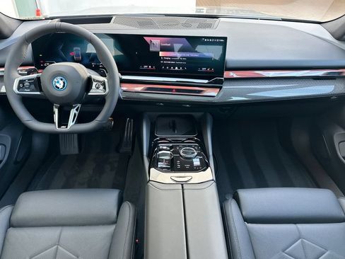 New 2026 BMW 550e xDrive AWD/4WD image 14