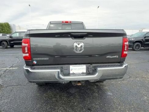Used 2024 RAM 3500 Big Horn w/ Level 2 Equipment Group AWD/4WD image 7