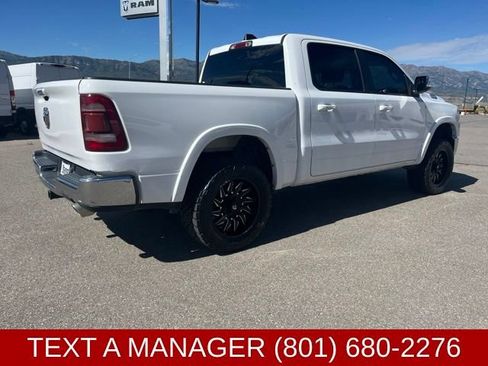 Used 2022 RAM 1500 Laramie AWD/4WD image 3