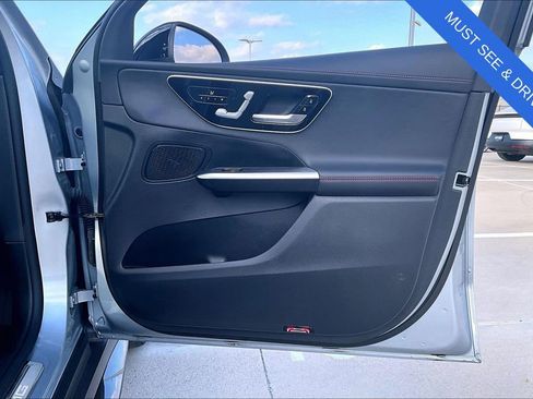 Used 2024 Mercedes-Benz GLC 43 AMG 4MATIC image 26