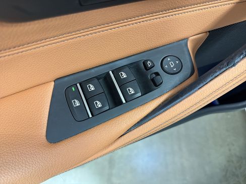 Used 2020 BMW 530i w/ M Sport Package RWD image 20