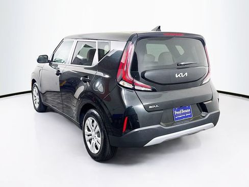 Used 2023 Kia Soul LX FWD image 5