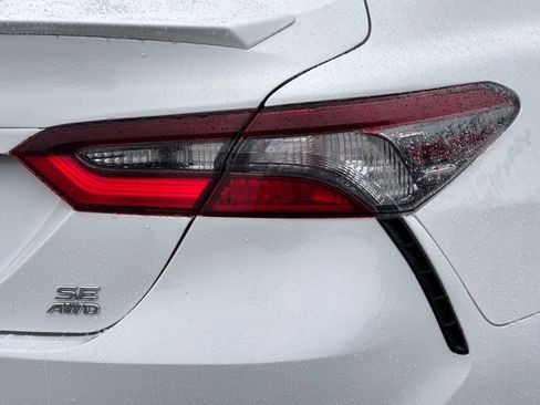 Used 2024 Toyota Camry SE w/ Cold Weather Package image 26