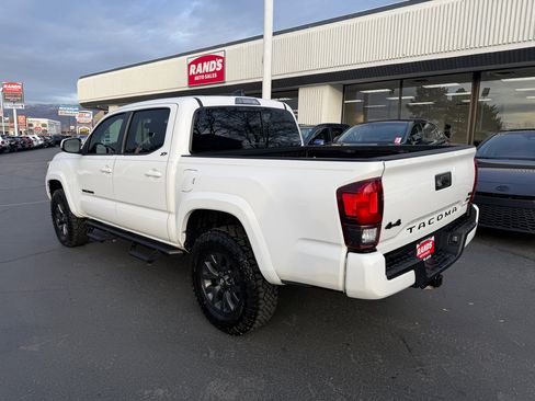 Used 2023 Toyota Tacoma SR5 image 9