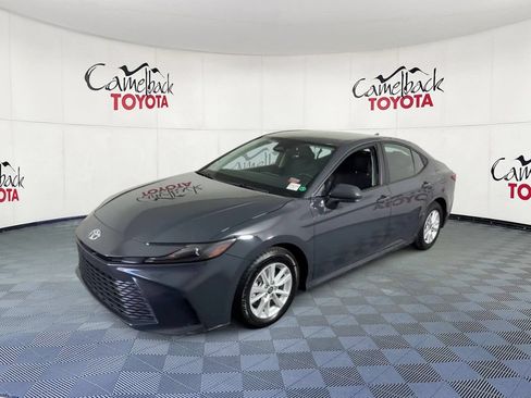 Used 2025 Toyota Camry LE FWD image 7