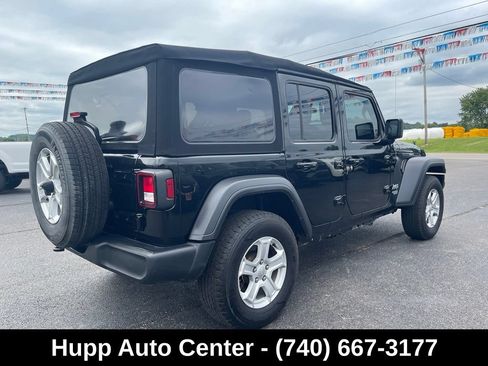 Used 2018 Jeep Wrangler Unlimited Sport S AWD/4WD image 3