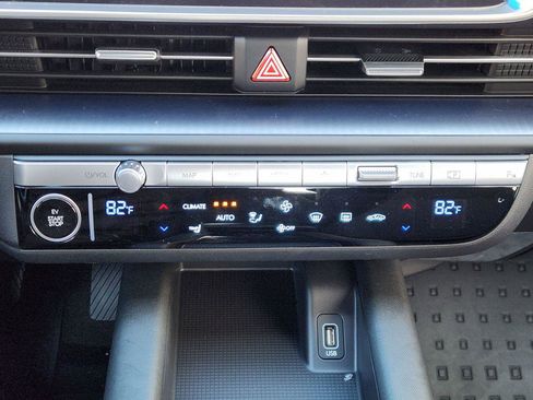 New 2025 Hyundai Ioniq 6 SE image 15