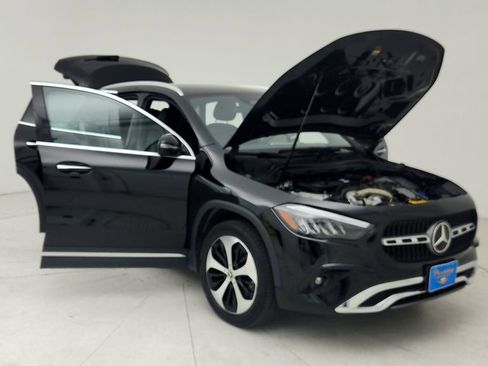 Used 2025 Mercedes-Benz GLA 250 image 10