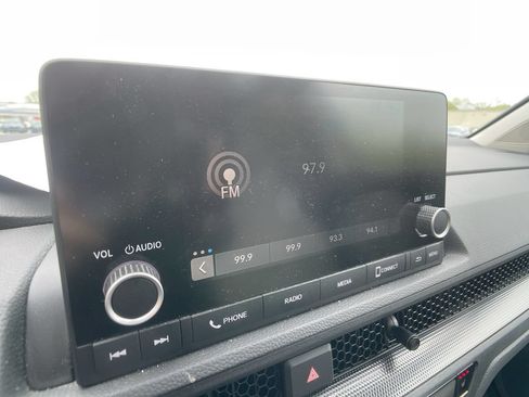 Certified 2024 Honda CR-V EX image 17