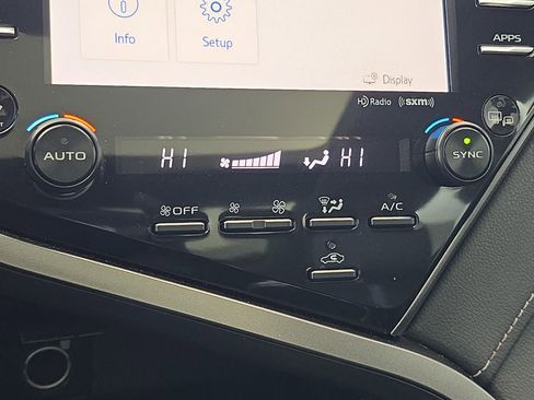 Used 2020 Toyota Camry XSE image 22