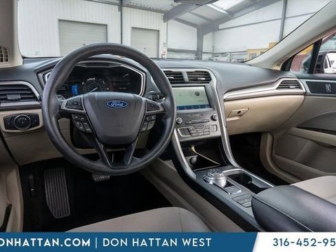 Used 2020 Ford Fusion SE w/ Fleet SE Value Package image 22