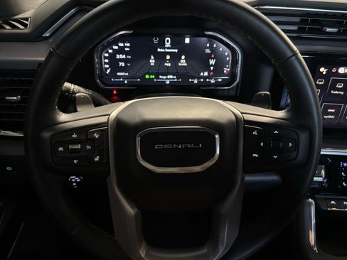 Used 2023 GMC Sierra 1500 Denali w/ Technology Package image 20