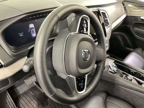 Used 2025 Volvo XC90 B6 Ultra w/ Protection Package image 24