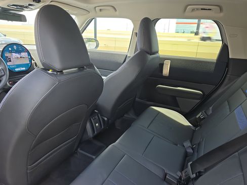 Used 2025 MINI Cooper Countryman S w/ Comfort Package Max image 14