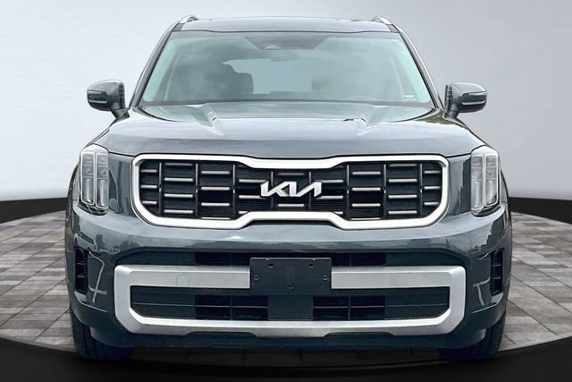 Certified 2024 Kia Telluride S w/ S Sunroof Package AWD/4WD image 2