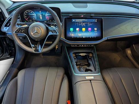 New 2026 Mercedes-Benz E 350 4MATIC Sedan image 14