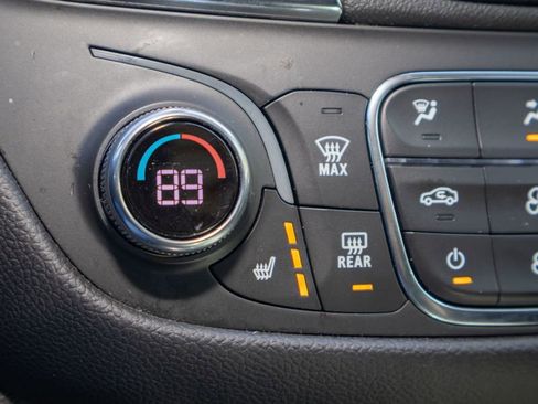 Used 2022 Chevrolet Equinox LT image 20