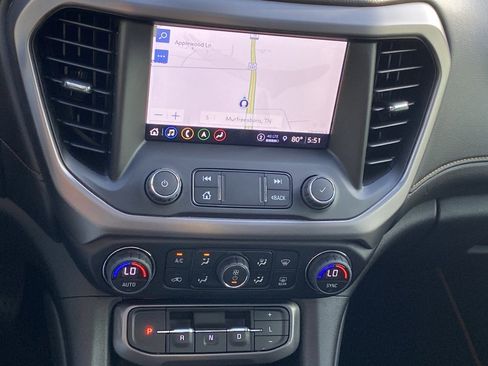 Used 2023 GMC Acadia AT4 image 16