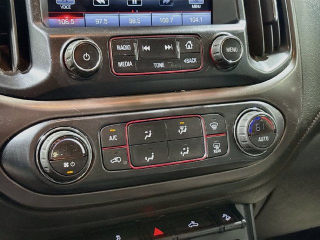 Used 2015 GMC Canyon SLE w/ All-Terrain Package AWD/4WD image 16
