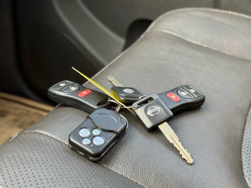 Used 2017 Nissan Frontier PRO-4X w/ Pro-4x Luxury Package image 51