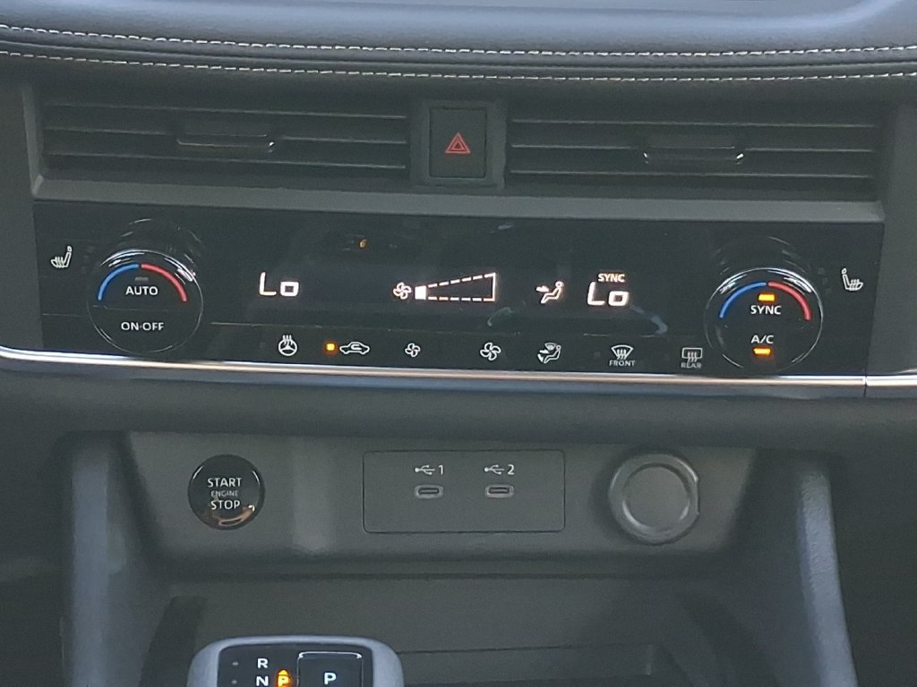New 2026 Nissan Rogue SV FWD image 5