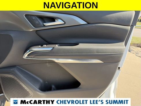 Used 2024 Chevrolet Traverse LT image 29