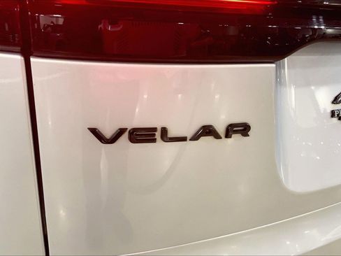 Used 2023 Land Rover Range Rover Velar S image 9
