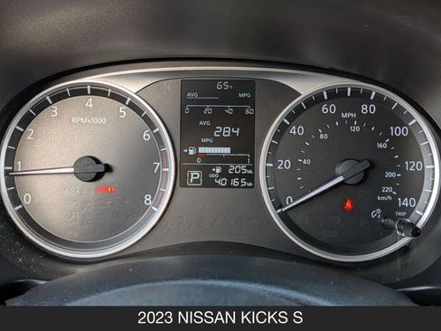 Used 2023 Nissan Kicks S image 19
