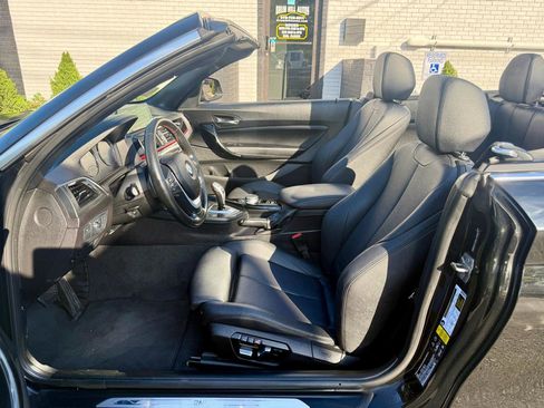 Used 2020 BMW 230i xDrive Convertible AWD/4WD image 10