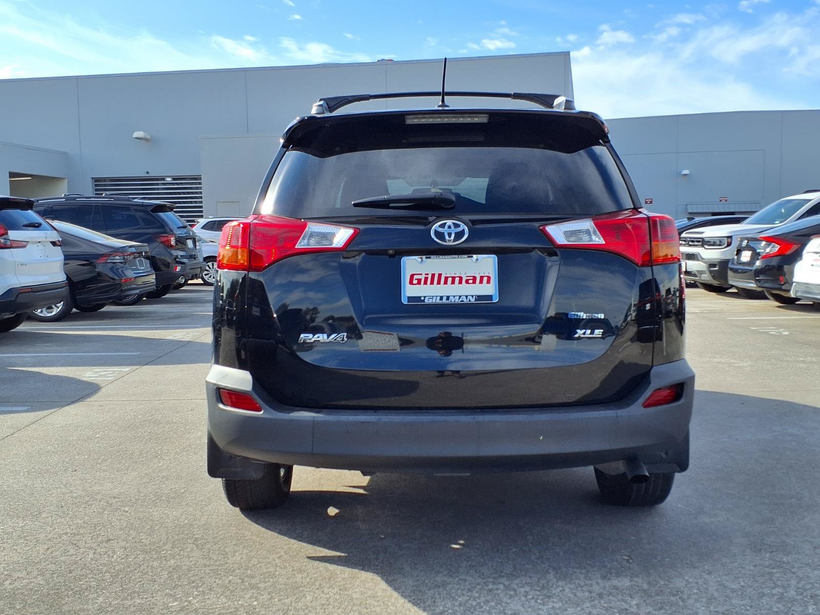 Used 2015 Toyota RAV4 XLE FWD image 7