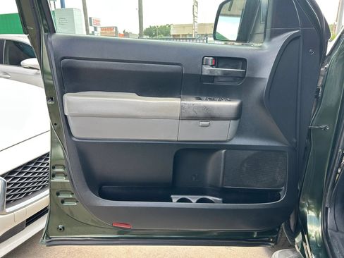Used 2011 Toyota Tundra 2WD Double Cab image 12