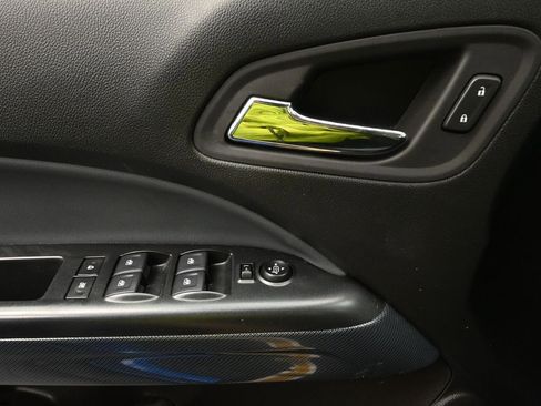 Used 2022 Chevrolet Colorado Z71 image 17