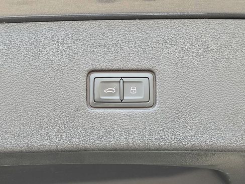 Used 2023 Audi SQ8 Premium Plus image 14