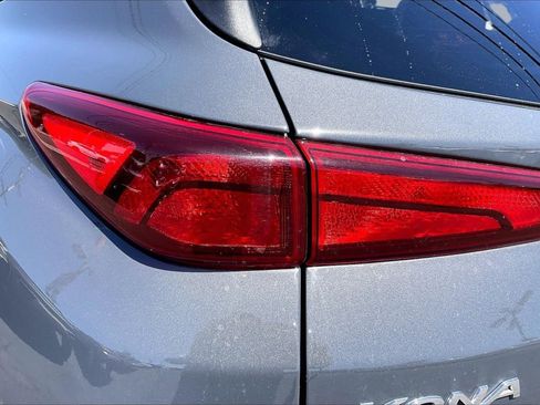 Used 2023 Hyundai Kona SEL w/ Convenience Package FWD image 30