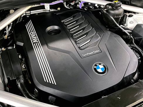 Used 2022 BMW X5 xDrive40i w/ Executive Package image 29