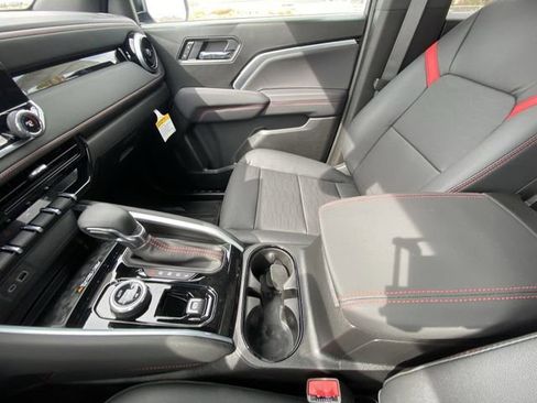 New 2026 Chevrolet Colorado Z71 w/ Z71 Convenience Package 2 AWD/4WD image 21