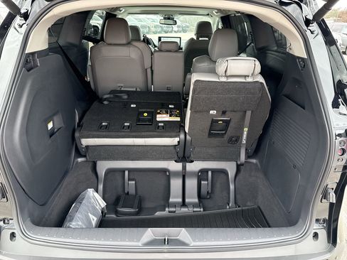 Certified 2026 Toyota Sienna XLE image 22