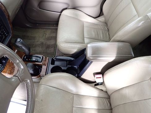 Used 2000 Toyota 4Runner Limited image 21