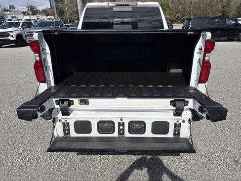 Used 2021 Chevrolet Silverado 1500 High Country AWD/4WD image 32