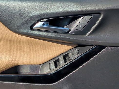 Certified 2025 Chevrolet Equinox ACTIV w/ Safety and Technology Package FWD image 23