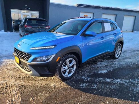 Used 2022 Hyundai Kona SEL w/ Cargo Package image 2